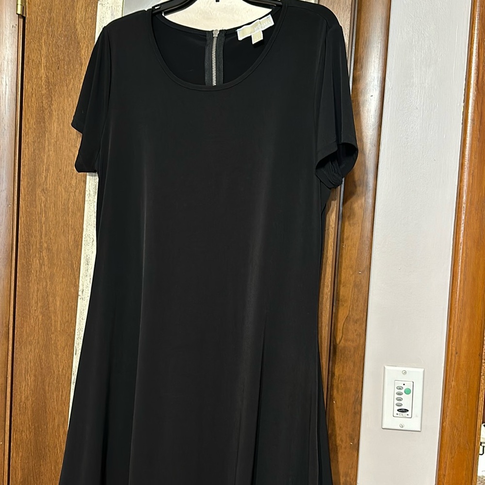 Michael Kors Simple Black Dress